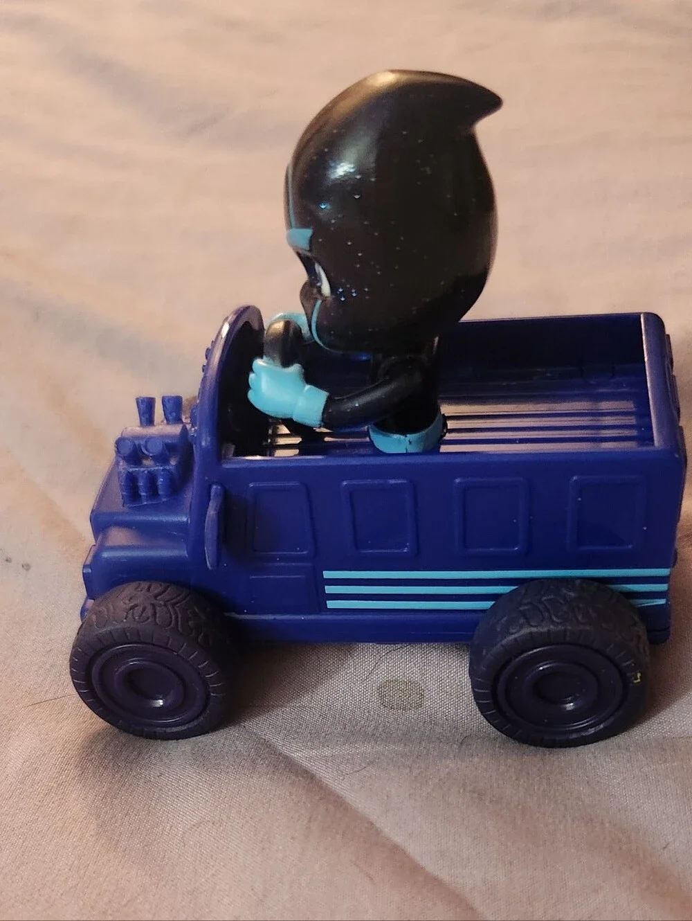 2016 Just Play PJ Masks BLUE TRUCK with Driver